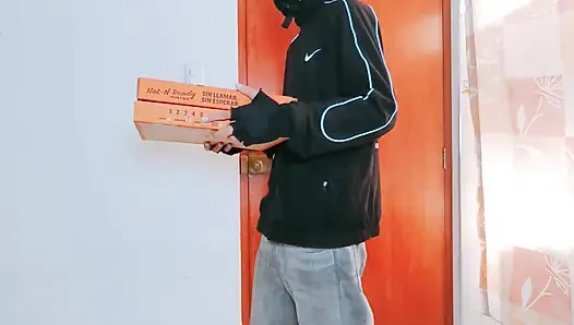 Die LIEFERUNG kam an und ICH HABE NICHT für die pizza