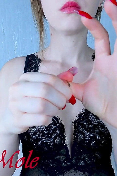 I show beautiful hands and smear with cream. I do hand massage.