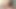 痩せたブルネットのクロエが彼に手コキを誘う