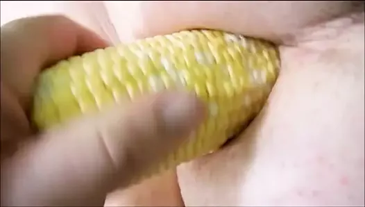 BBW anal fuck with corn cob-Vegetable anal insertion