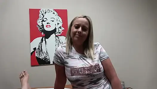 Brandii's Bedtime Blowjob Featuring Brandii Banks