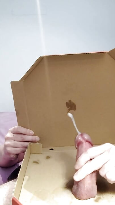 The girth - Thick cock - Big Pizza cumshot