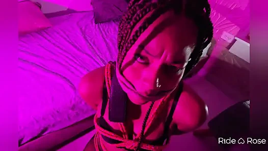 Semakin kamu melihatnya, semakin sulit untuk berhenti melihatnya