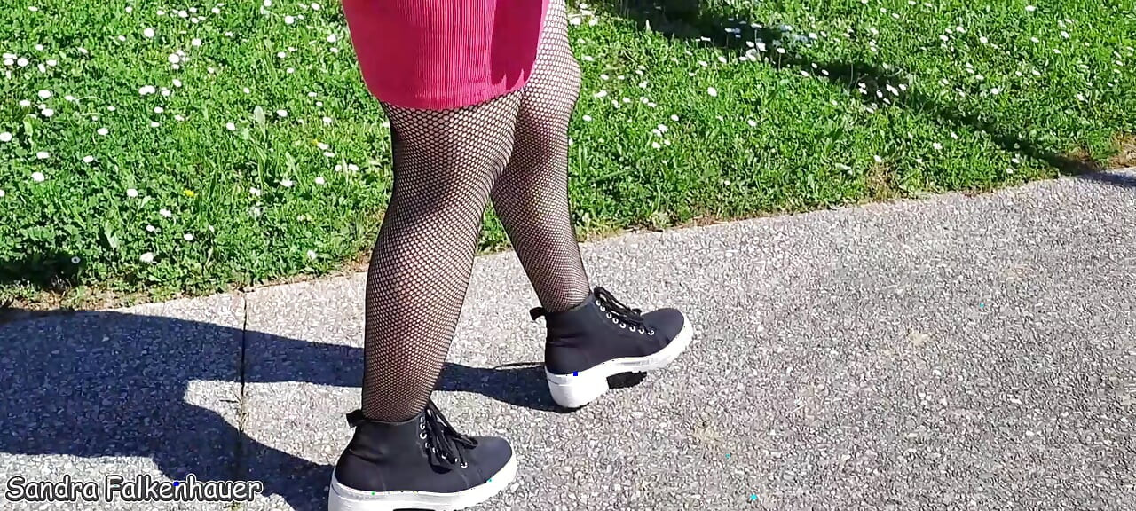 Kto przychodzi ze mną na spacer?