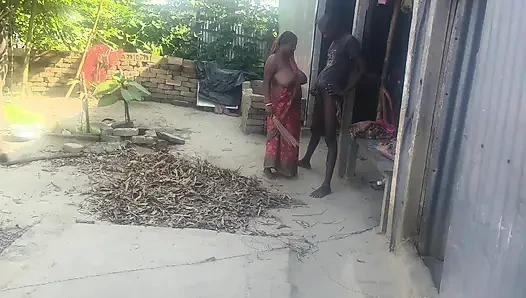 Desi housewife ki outdoor chudai ki