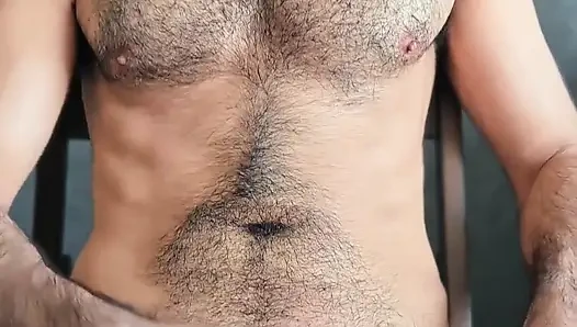 Testislerim ağır, şişmiş ve spermle dolu... Onlara bakmanın seni ne kadar tahrik ettiğini biliyorum.