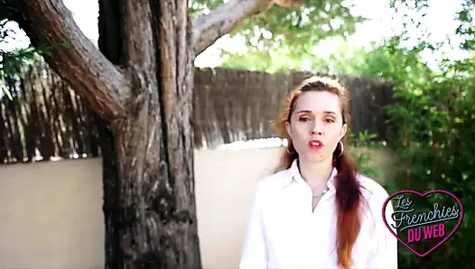 Kira, kamera önünde sikişen yaramaz orta yaşlı seksi kadın