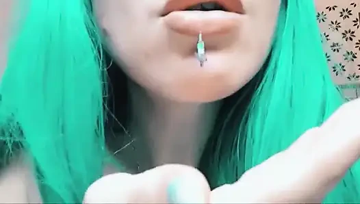 Kaçırılmaz bir fırsat: tek bir videoda en iyi dev kadın kostüm oyunu