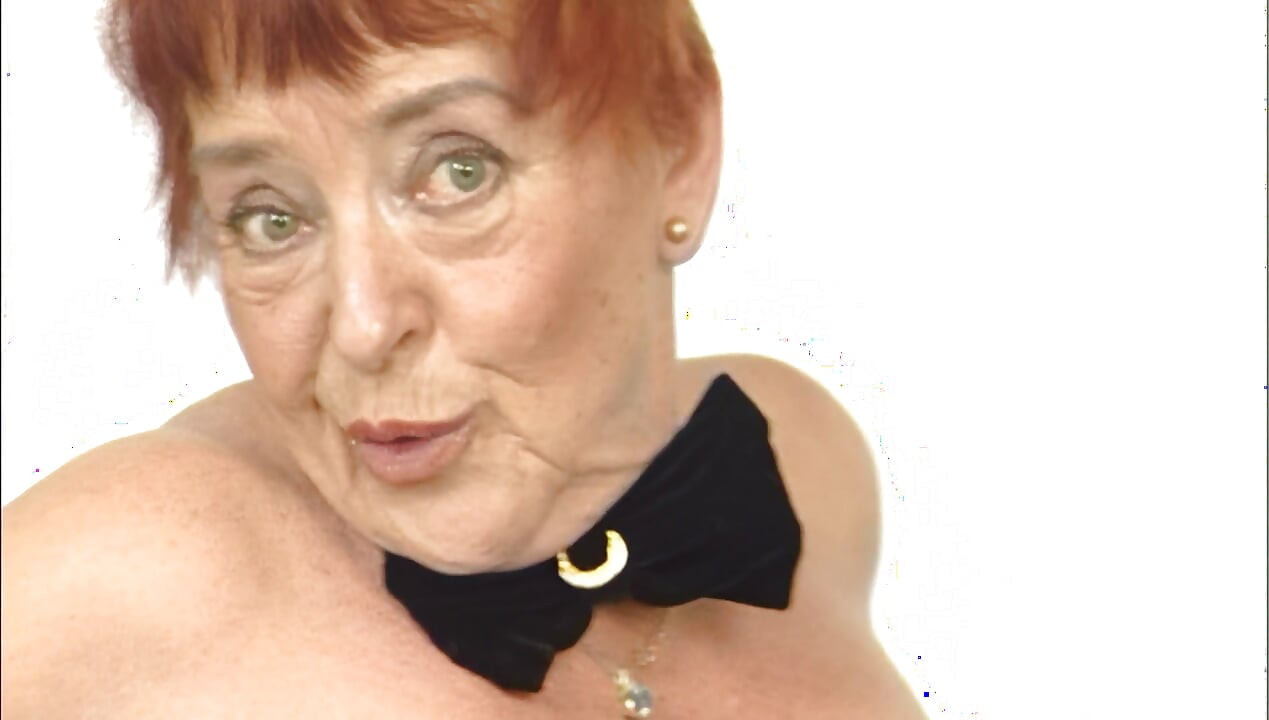 Hairy GILF Redhead Spreads Pussy While Sucking Cock