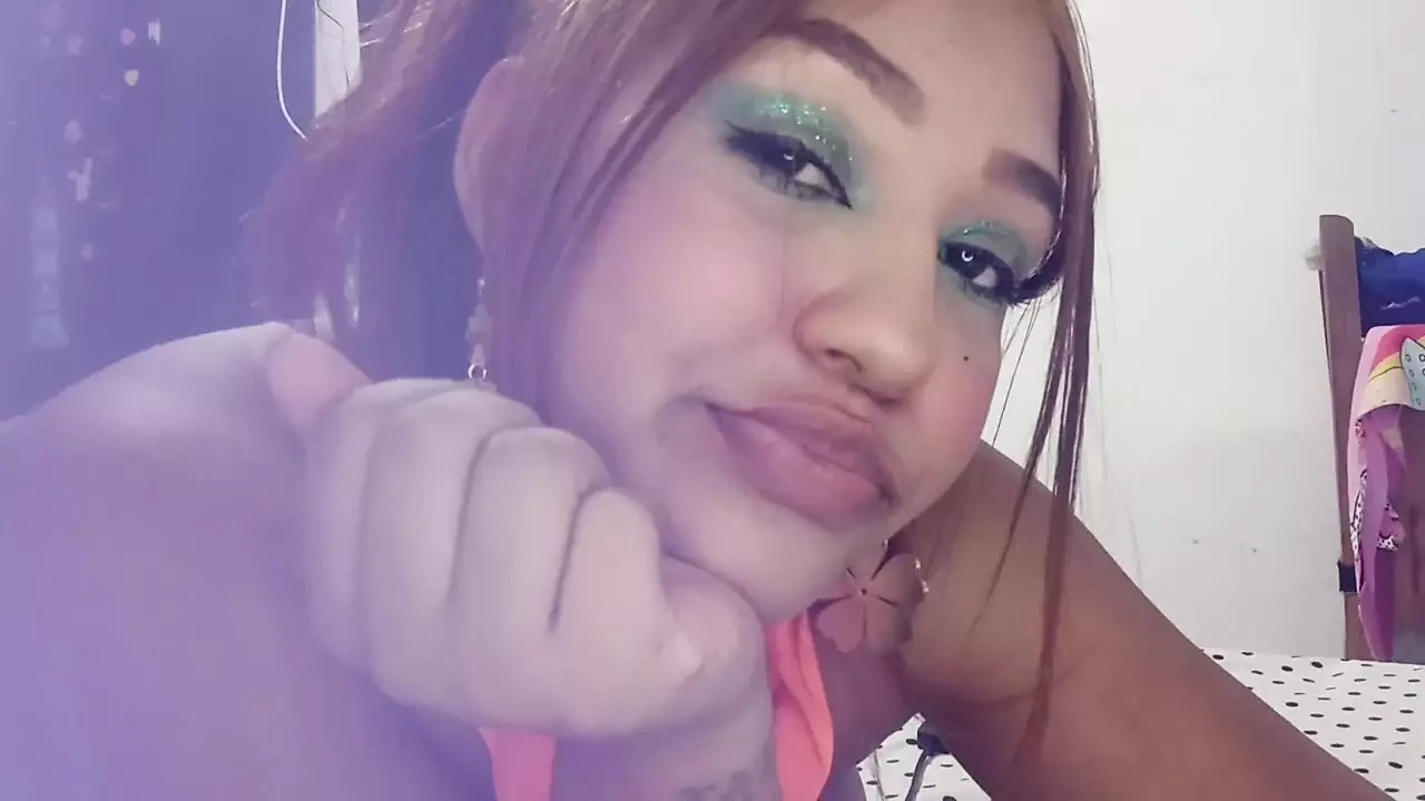 I'm waiting for my neighbor to give me all his cock but he doesn't come quickly