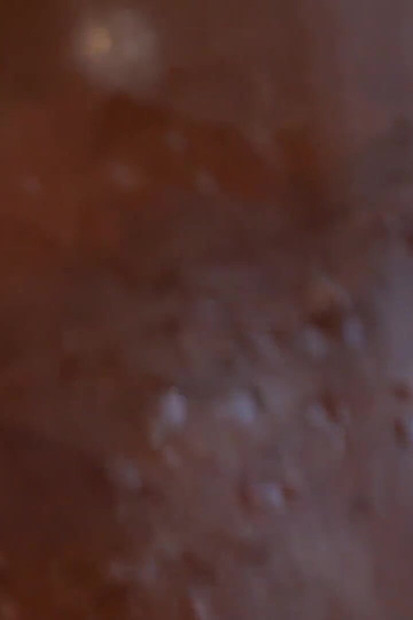 재스민은 오줌을 싸고 자위해