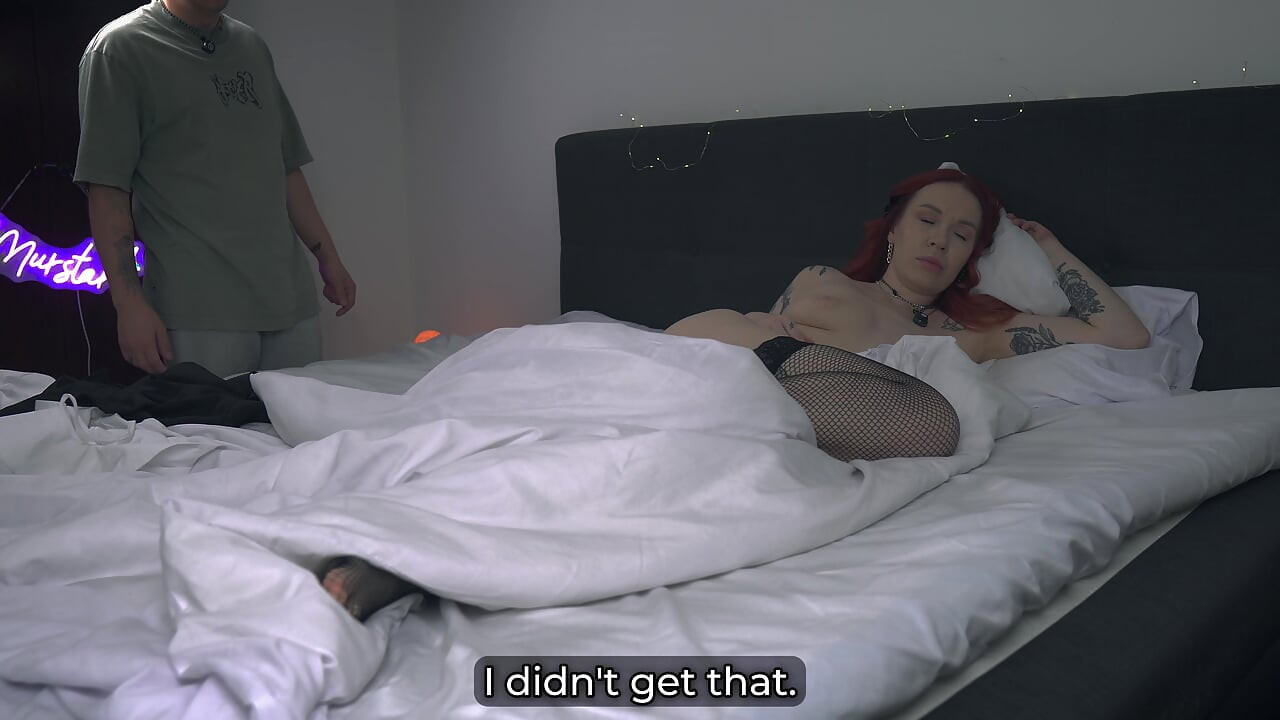 J’ai baisé ma demi-sœur vierge le soir du Nouvel An dans un lit partagé !