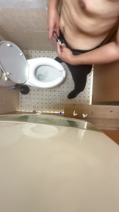 Chubby Teen Jerk off