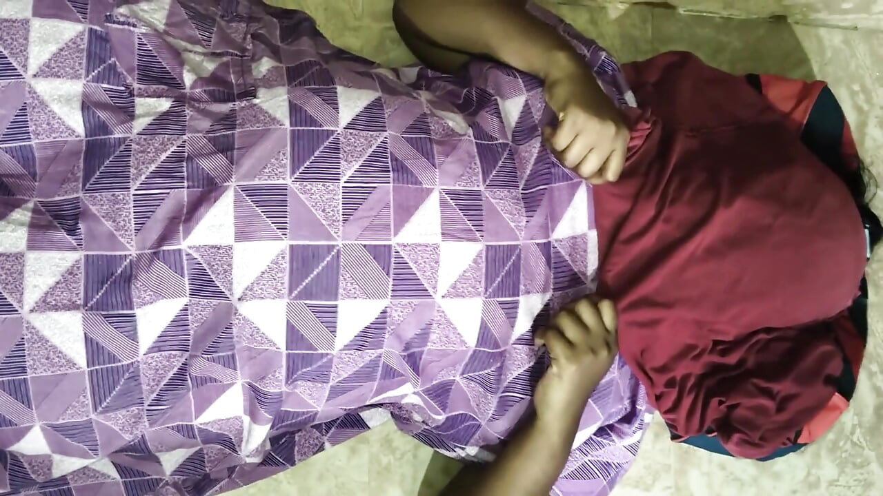 kolej boy apne sautele bhaee ki patni ke saath
