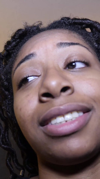 Volles video. Neuling stripperin, frau gute muschi nola