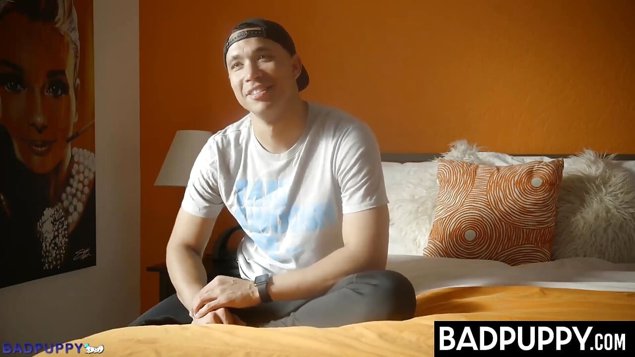 Landon Barebacks Tylers σφιχτή κωλοτρυπίδα