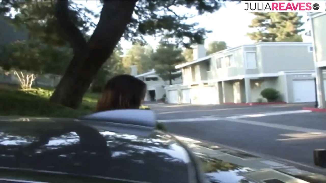 Hot girls lick each others clits before fucking with long dildos