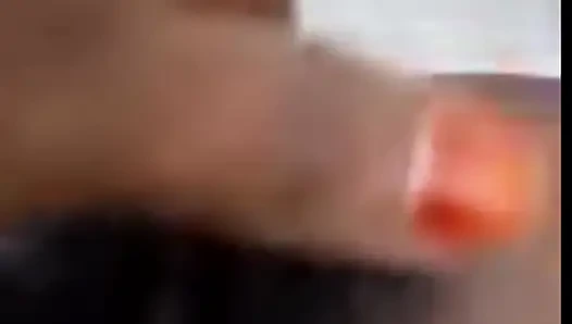 Gadis cantik india yang lagi sendirian pamer memek