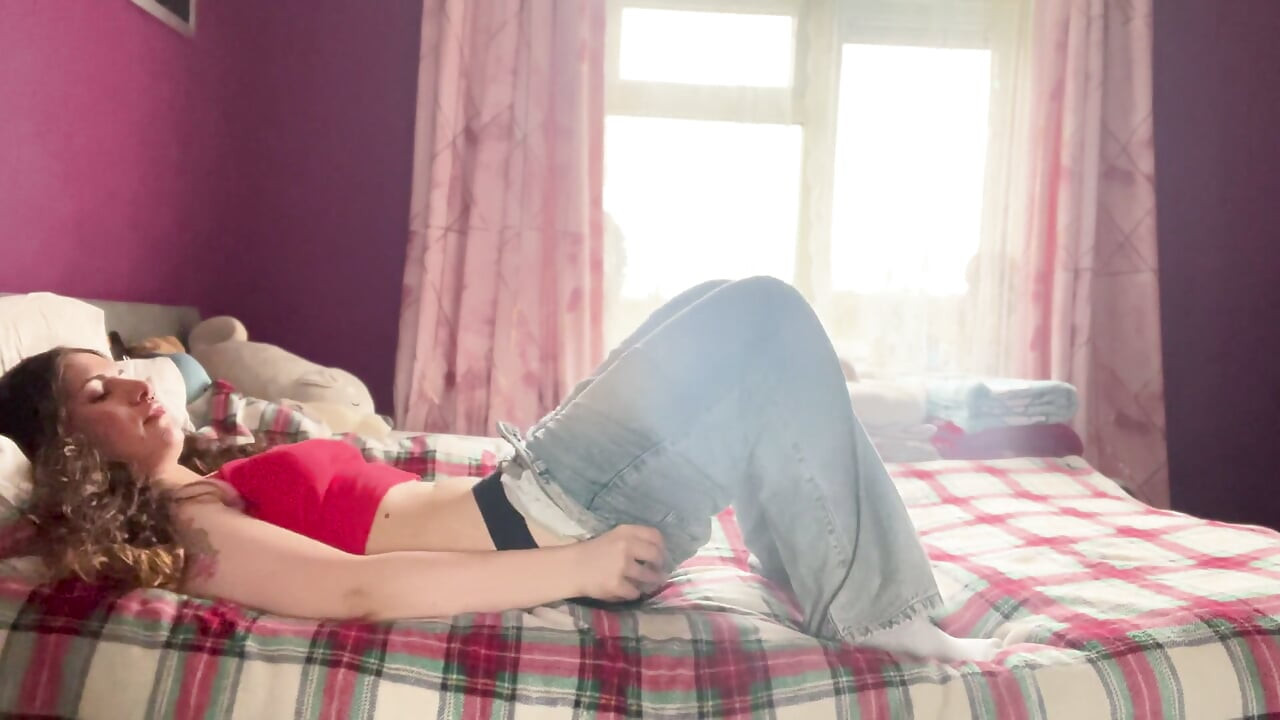 Bulgarian Girl Has Some Fun Playing with Herself