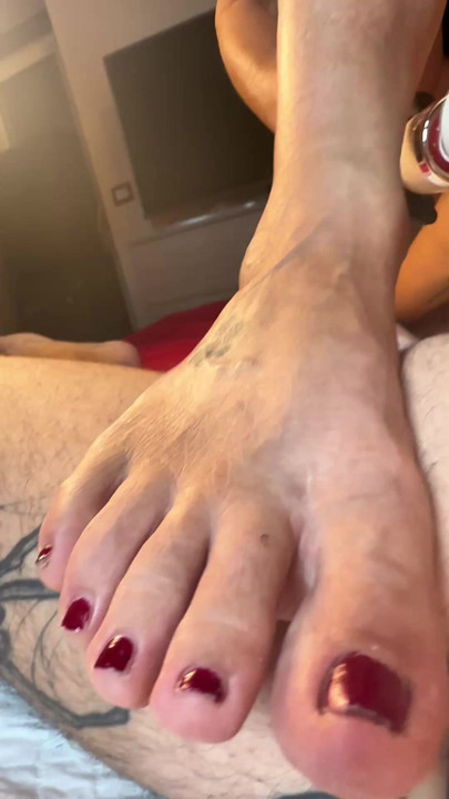 Cum on my feet