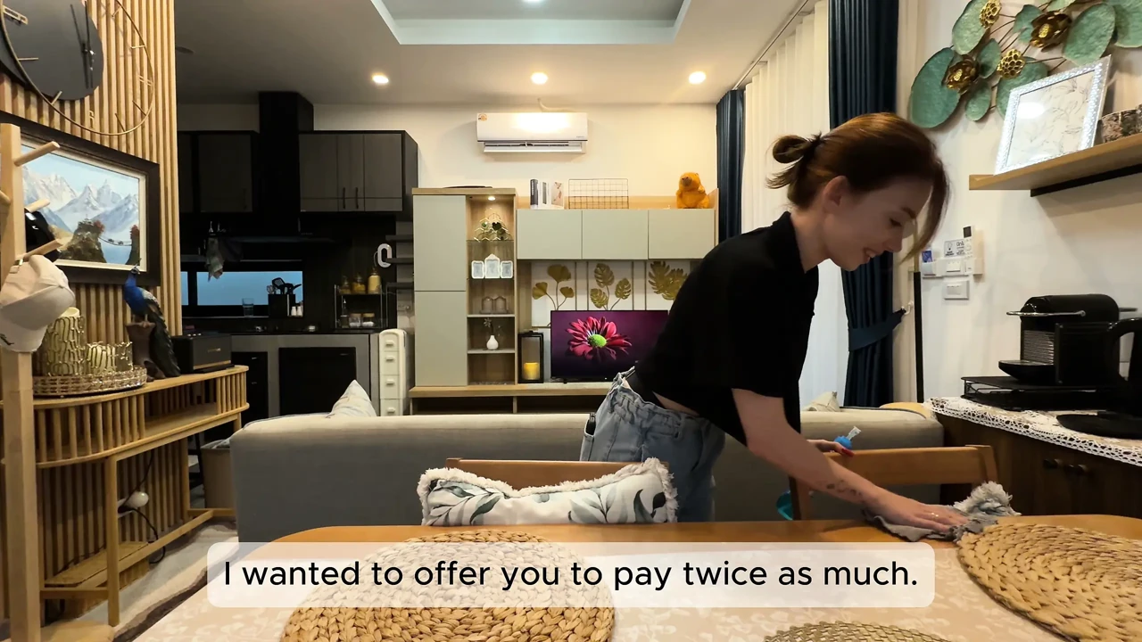 A young student came to clean the house to pay for her studies... but it didn't end with cleaning