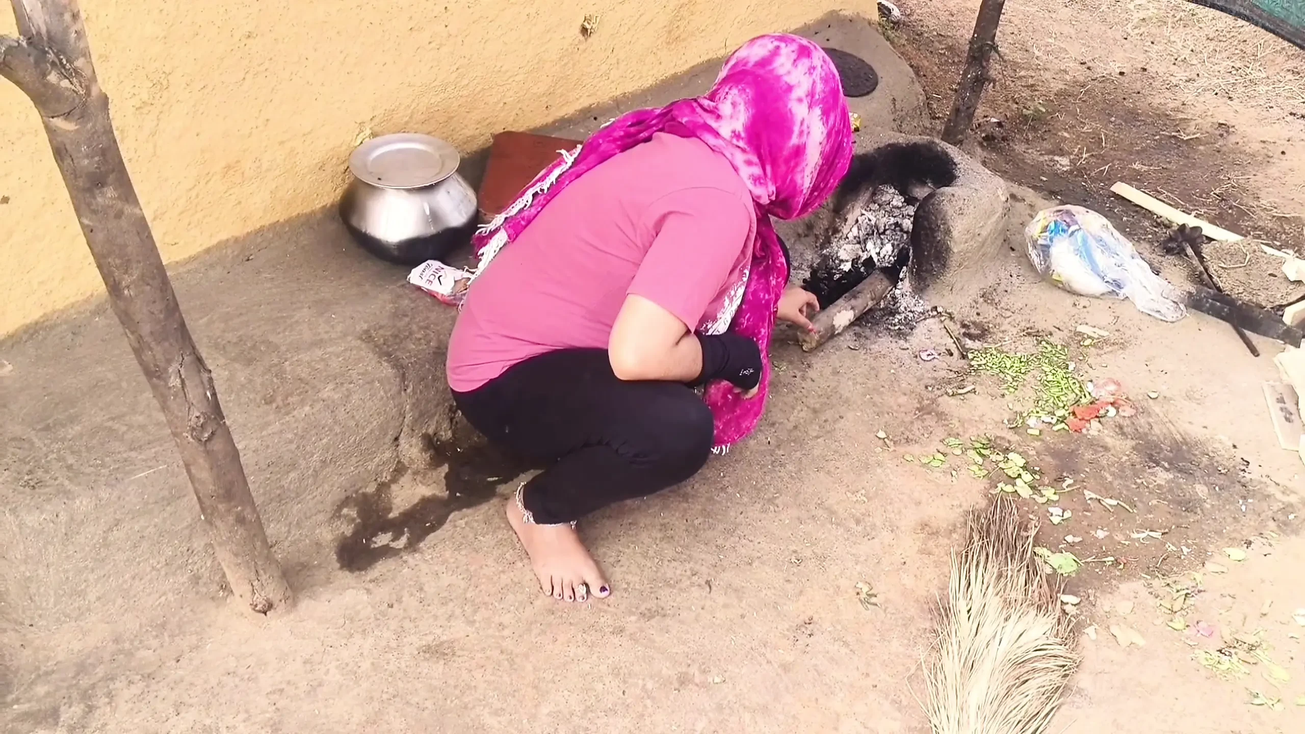 Young Indian girl fucked hard by her stepuncle