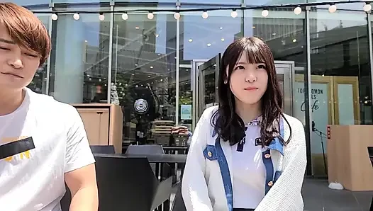 Bagian 1: adegan ciuman intens pasangan perancis!