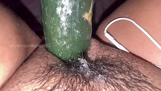 Gece masajı kadın mastürbasyonu, pijama, seksi ile bitiyor