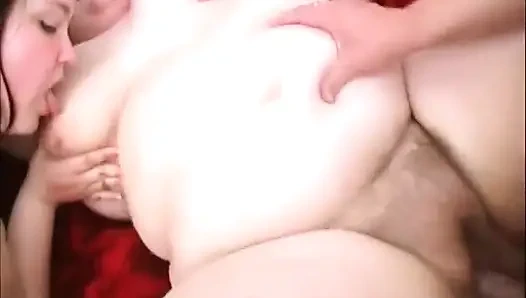 XXX тело, большой хуй, сосет толстую киску, трахается в тройничке