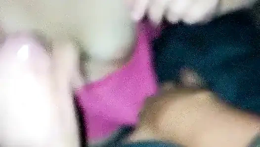 Nach einer party wird sie in ihren anus gefickt