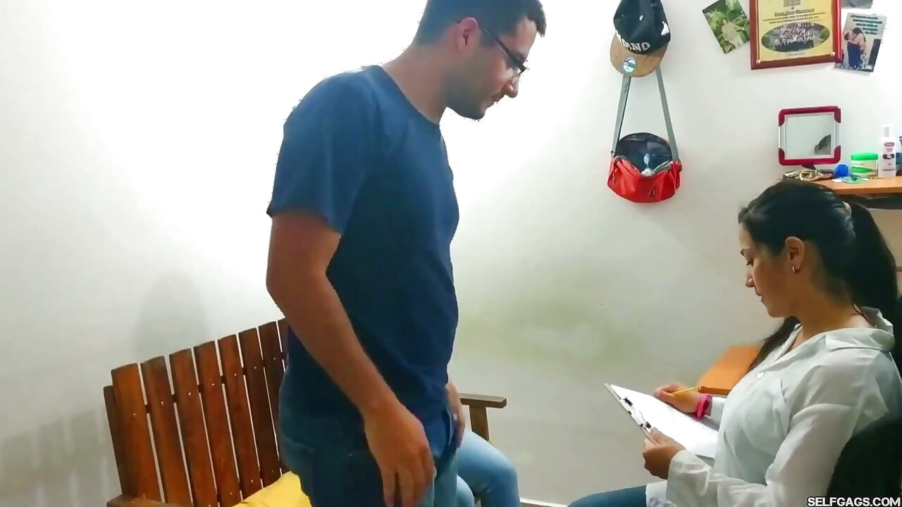 잔소리하는 커플을 위한 입과 덕트 테이프 테라피!