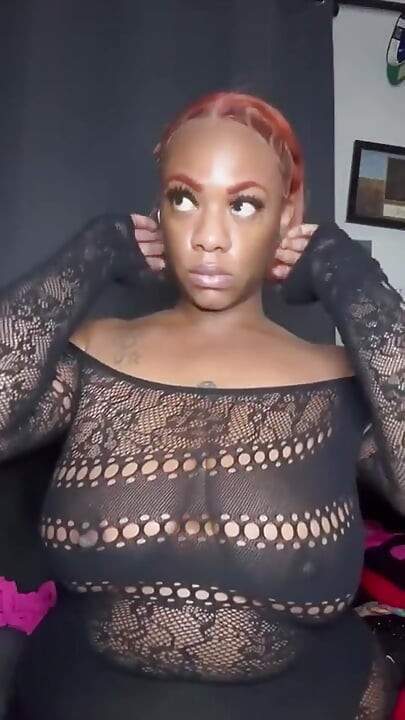 Memek Ini Ada Di Sini Untukmu