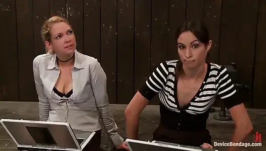 Amber Rayne, Rain Degrey и Ariel X, часть 1 из 4 Октябрьского Live Show