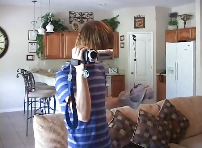 Two bad guys like to make photos during blowjob