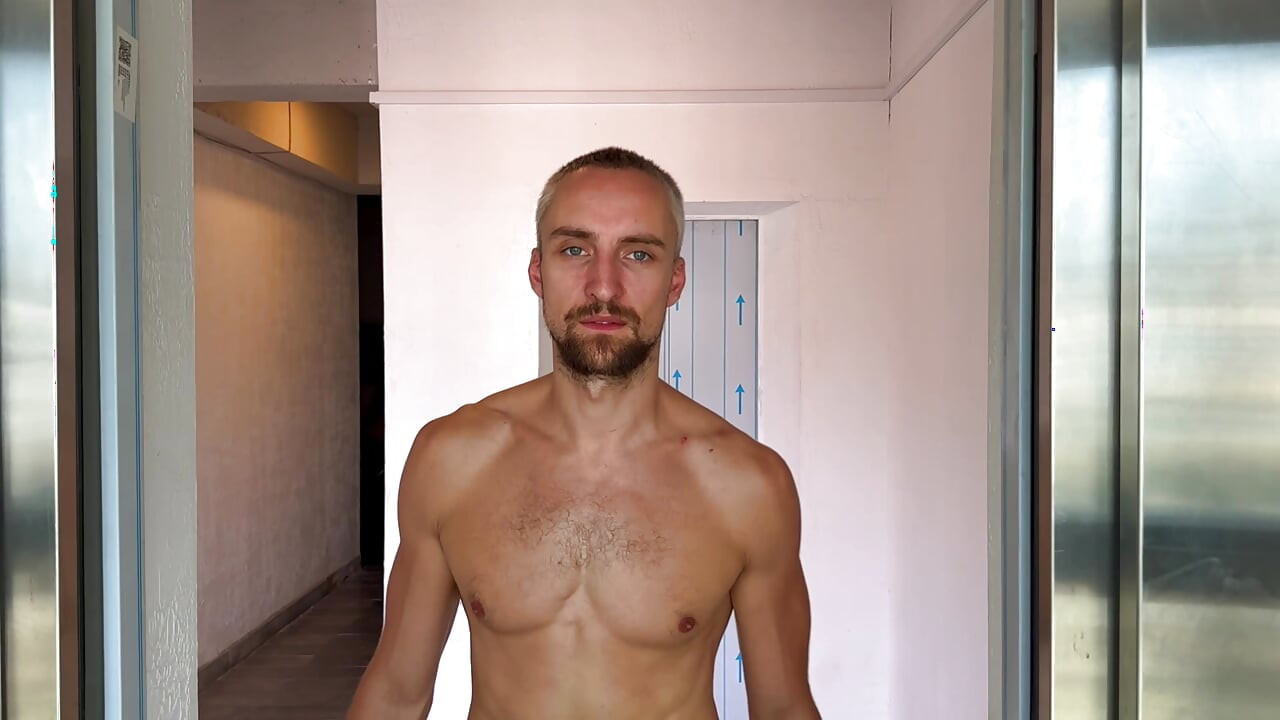 I'm stuck in an elevator with a sexy neighbor, his huge cock is fucking my asshole hard
