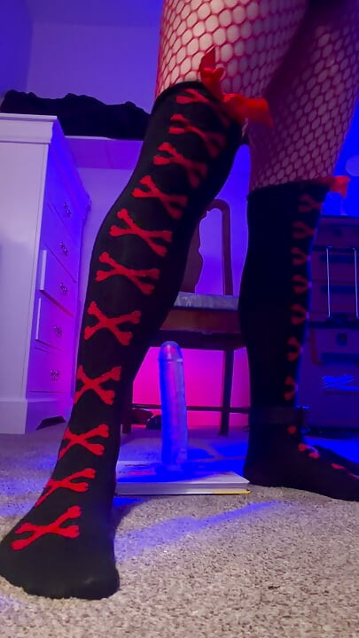 Quente maricas XDemon Dildo cavalga solo