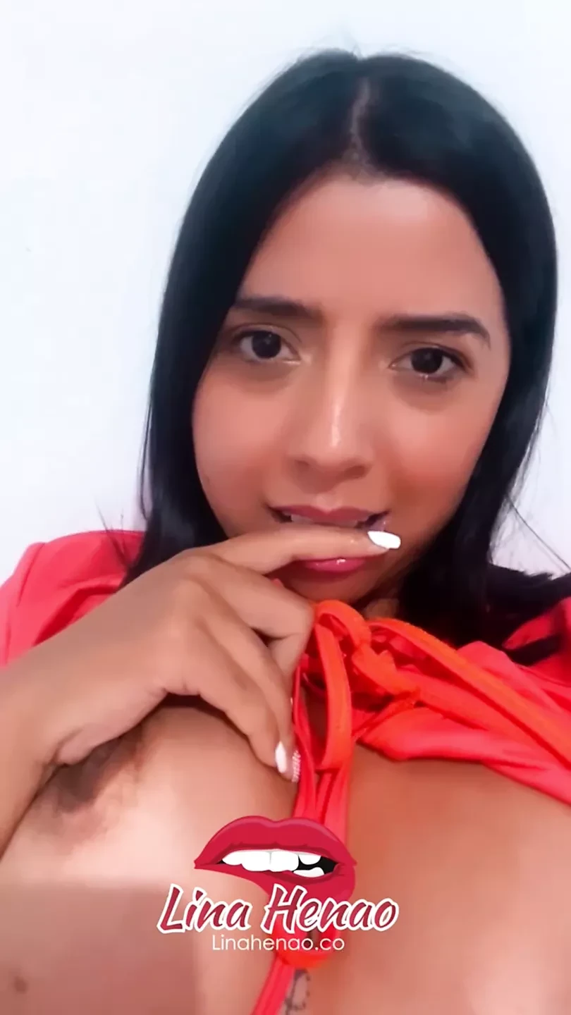 Colombian ass wanting a big cock