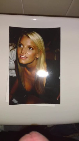 Jessica Simpson cum tribute