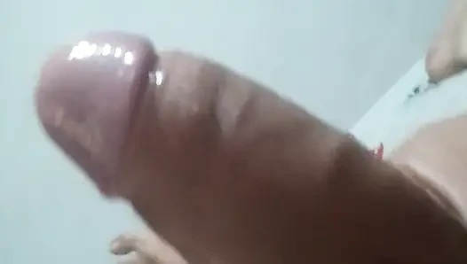 Çok sıcak olmamdan faydalanarak çok fazla süt döküyorum
