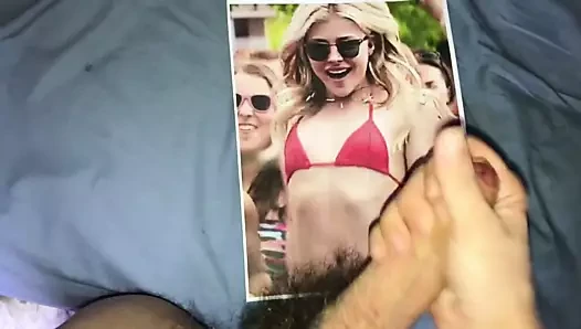Chloe Moretz boşalma anısına 53