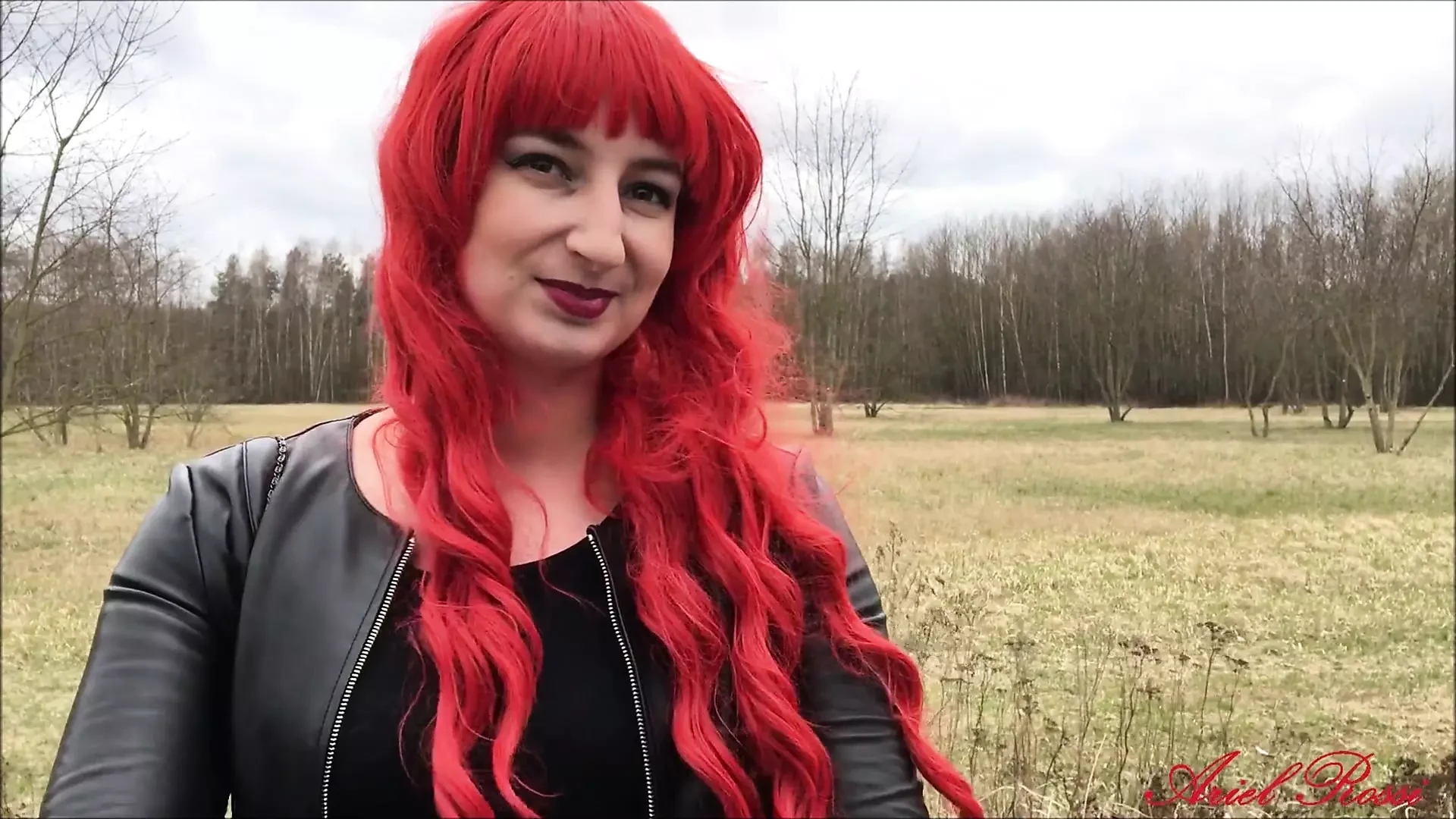 PEGAR RUIVA NA NATUREZA LEVA A UMA FODA QUENTE E ARRISCADA NA BUCETA - ft. Ariel Rossi