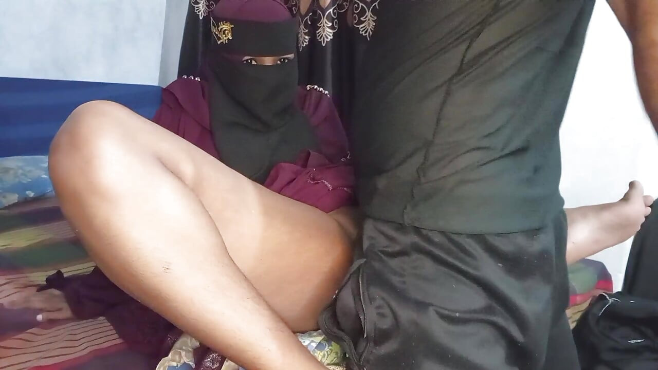 Outdhoor Hijabs Gril in Streets waking and dirty talking and beautiful face real sex video enjoy my fuckings video