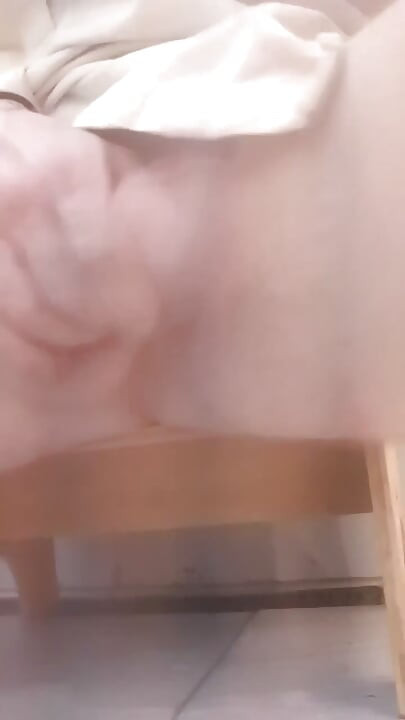 Come watch me stroke for you