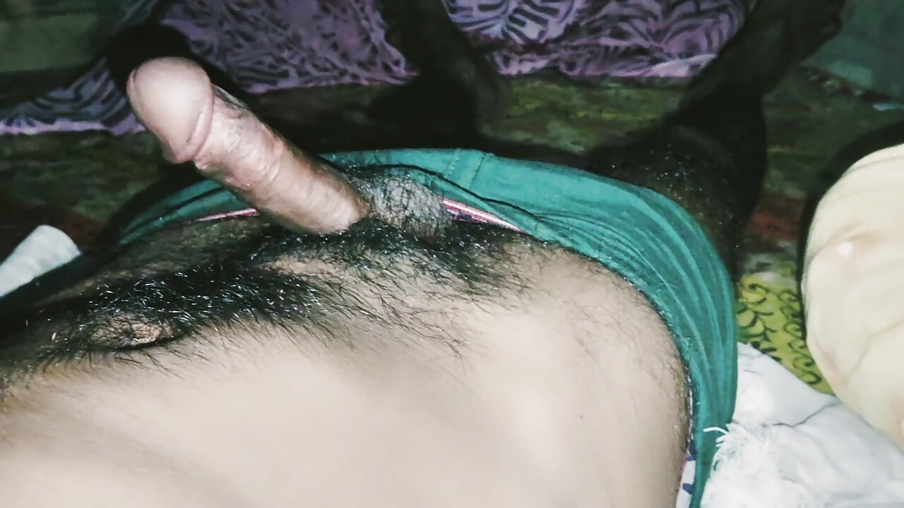 indian deshi maiyare kibhabe ghorer vitor niye mukh diye malbekala