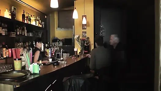 – Yaşlı adam her zaman sikişmek ister