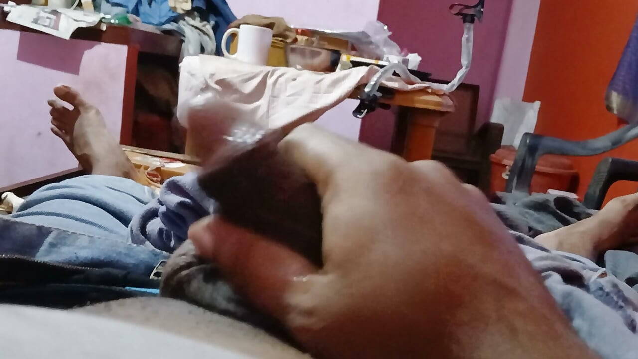 Amateur solo dick stroking session d job Big Daddy dick amateur masturbation Part 3 Amateur solo di