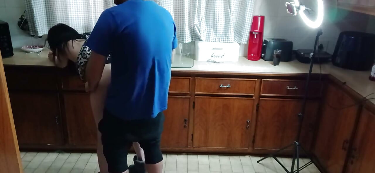 Opa, novamente na cozinha