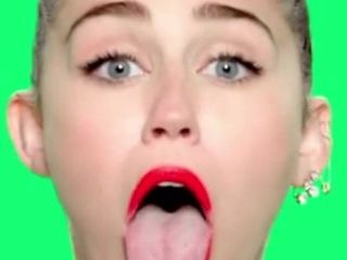 Miley cyrus ห่วงลิ้น #5