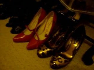 cummin on my girlfriend strappy heels