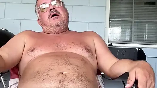 Arka verandadayım